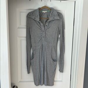 Athleta Heather Gray Long Sleeve Dress